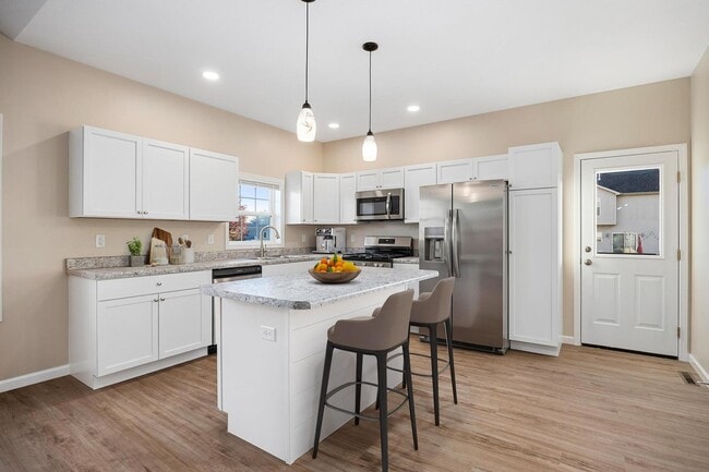 Photo - Brand New Construction Home for Rent – Washington, IL!