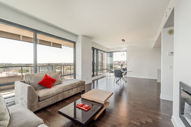 Photo - 199 Rue de la Rotonde Unité 1506