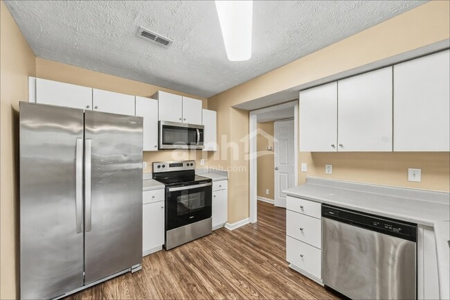 Photo - 1801 Antebellum Dr