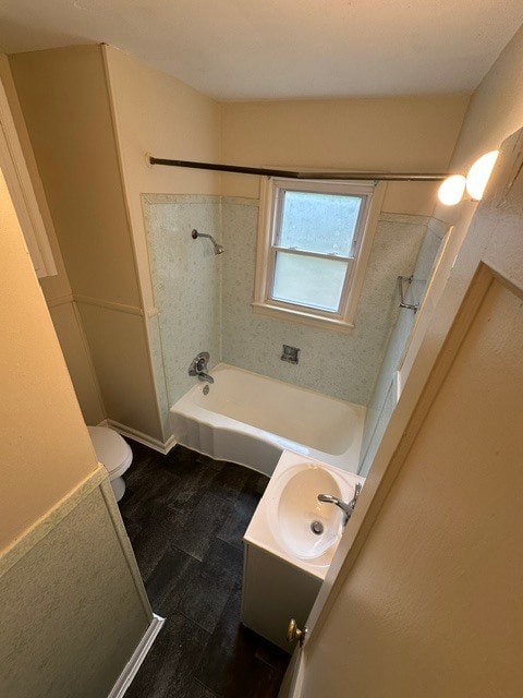 Photo - 373 Juless St