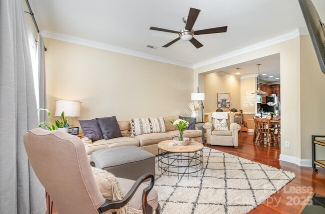 Photo - 309 Hurston Circle