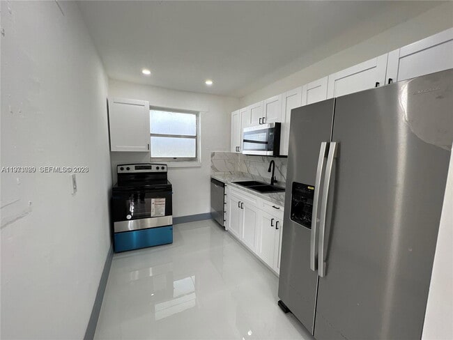 Photo - 2441 NW 32nd St