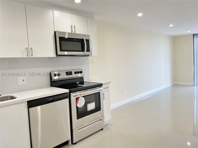 Photo - 16851 NE 23rd Ave Unit A411