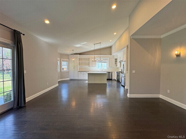 Photo - 1019 Grove St