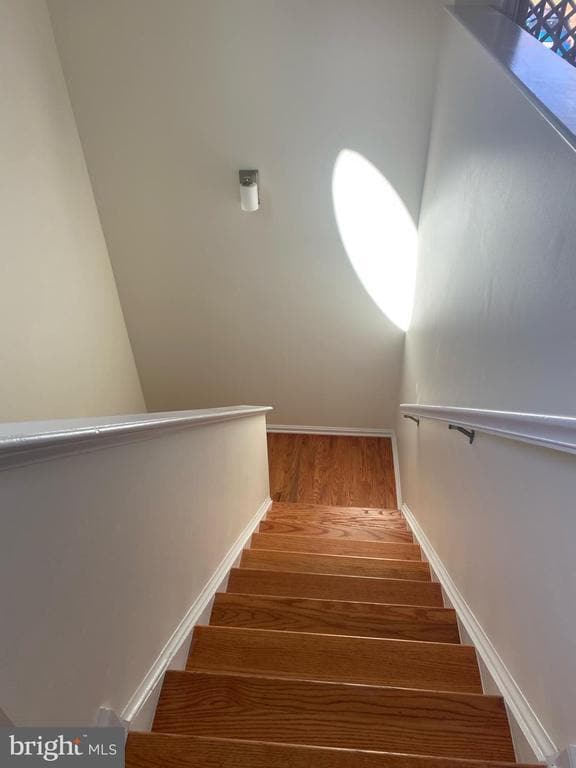 Photo - 9470 Scarlet Oak Dr