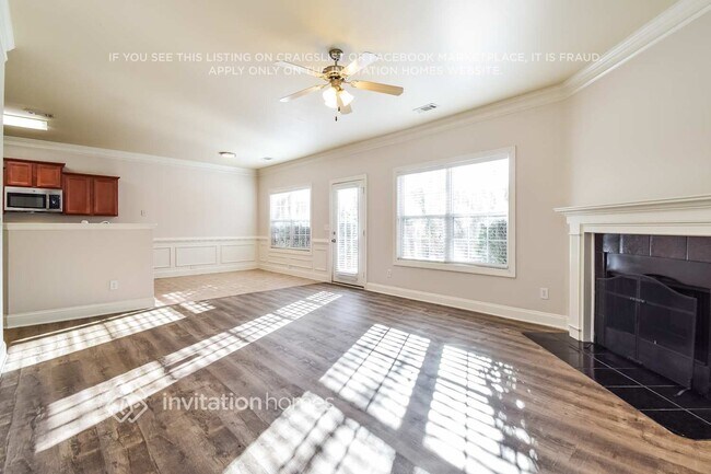 Photo - 2096 Barberry Dr