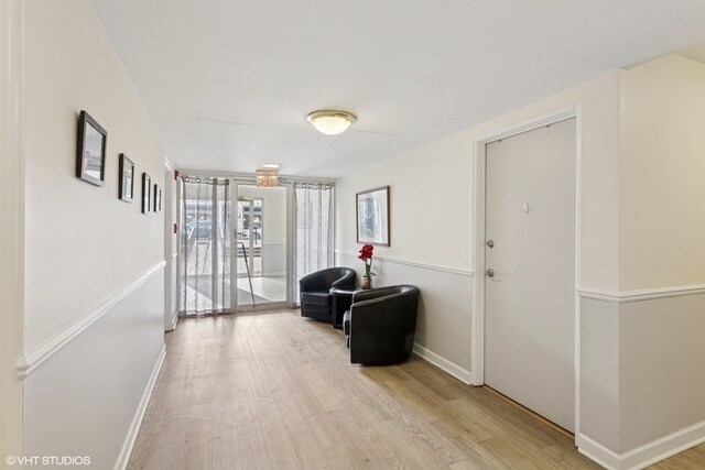 Photo - 1136 Greenleaf Ave