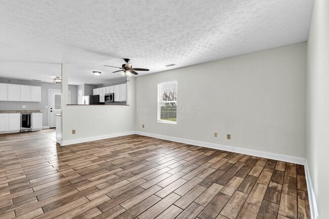 Photo - 7505 Hemrich Dr