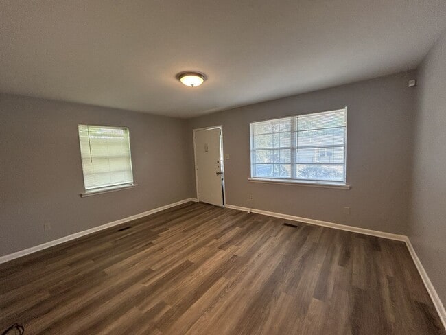 3504 W Capitol Ave