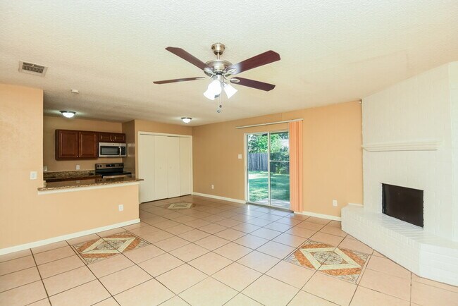 Photo - 3713 Arnold Dr