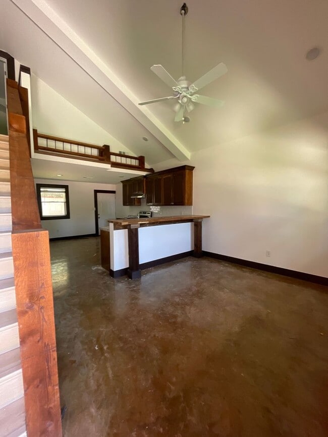 Photo - County Living, 3 bed barndominium