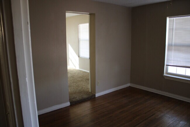 Updated 3 bedroom 1 Bathroom