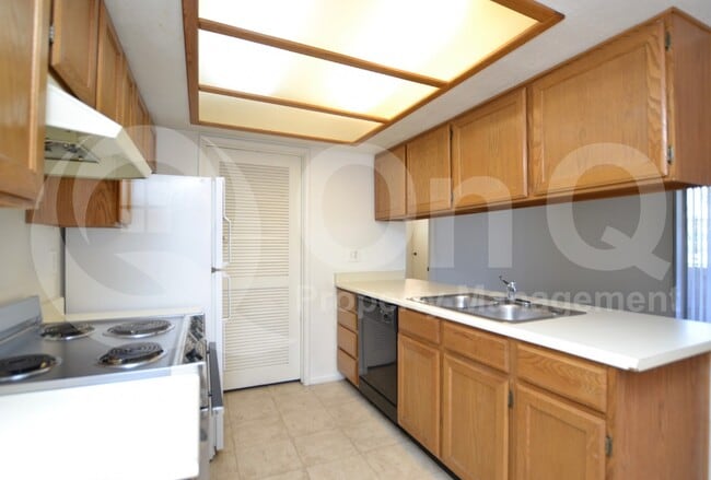 Building Photo - 520 N Stapley Dr Rental