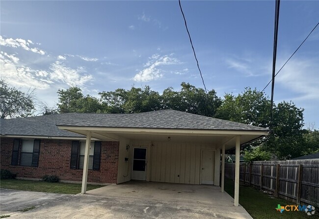 Building Photo - 416 W Humphreys St Rental