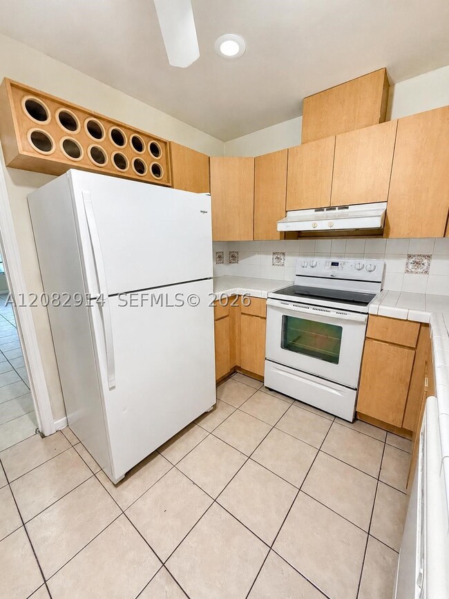 Building Photo - 7752 SW 106th St Unit 7752