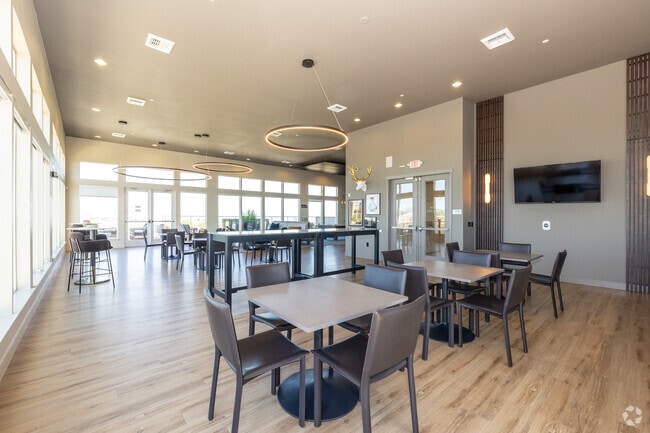 Clubhouse - Elevation at Country Line Station