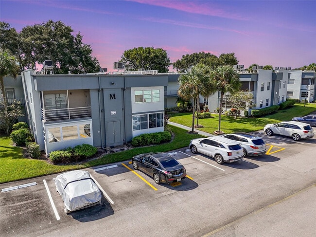 Building Photo - 580 Normandy Ln Unit 580