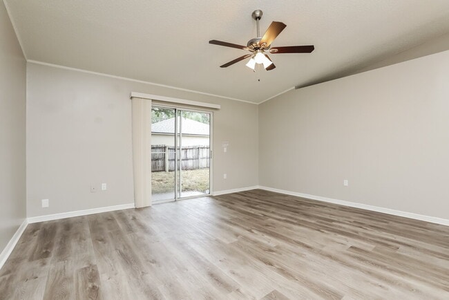 1614 Sunset View Cir