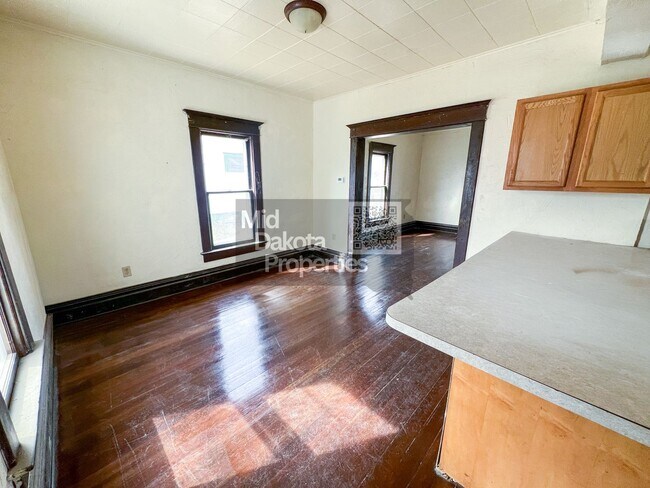 401 W 11th Ave