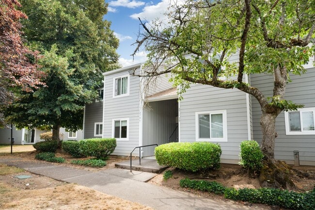 Building Photo - 2706 SE 138th Ave Rental