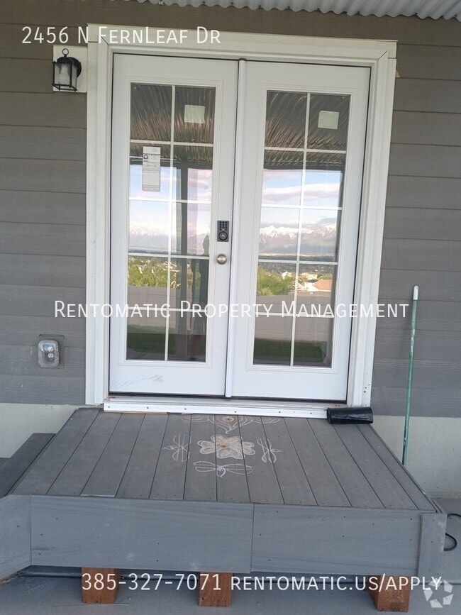 Building Photo - 2456 N Fernleaf Dr Rental