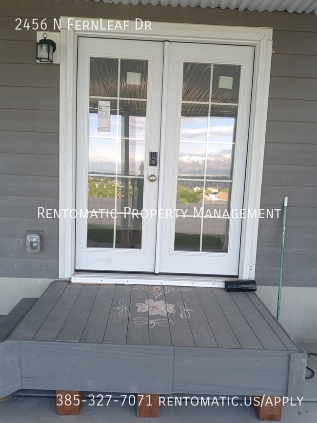 Photo - 2456 N Fernleaf Dr House