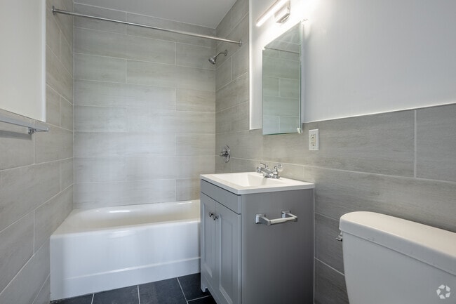 2BR 1BA