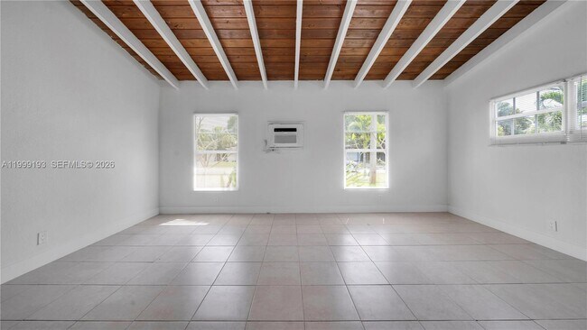 Photo - 1501 SW 21st St Unit 1-2