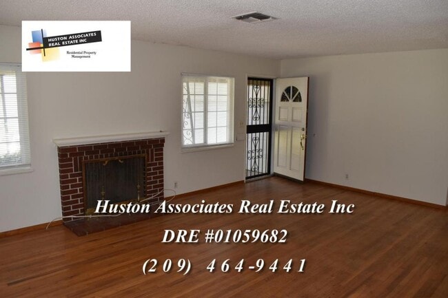 Photo - 182 W Essex St