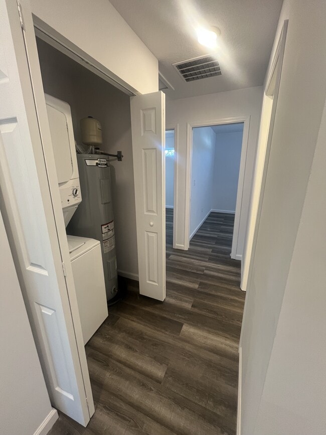 Photo - 135 Theodore St