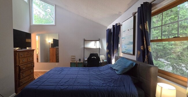 Photo - 58 Aiken St Unit A