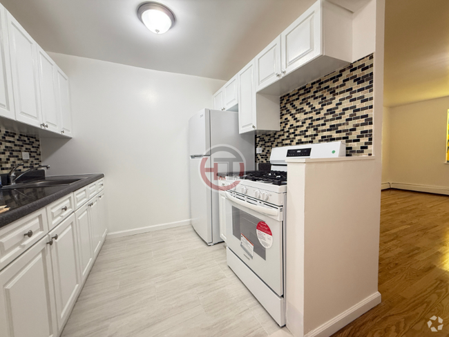 Building Photo - 1012 Evergreen Ave Unit 1 Rental