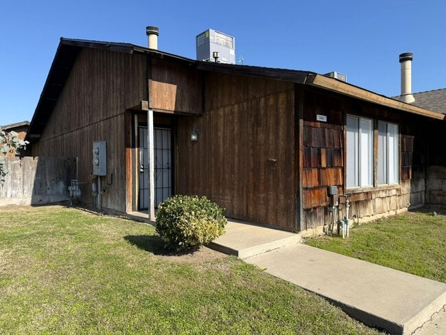 Photo - 1445/1447 Madison Ct. Unit 1447madison