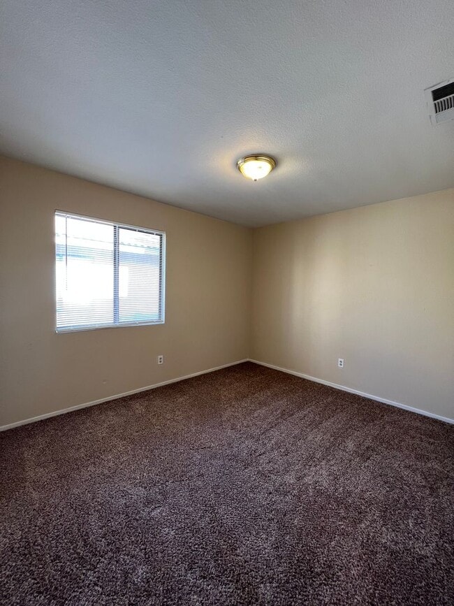 Photo - 8609 Lyn River Ct Unidad B