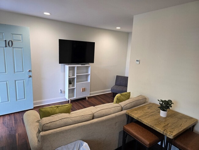 Photo - 1307 Buncombe Rd Apartment Unit ID1234795P