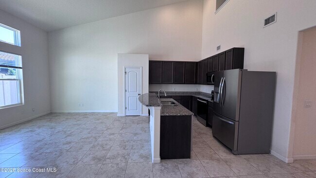 Photo - 759 Simeon Dr