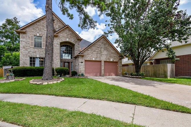Building Photo - 15622 Valley Creek Dr Rental