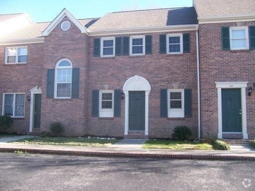 Building Photo - 461 Bramblewood Ln Rental