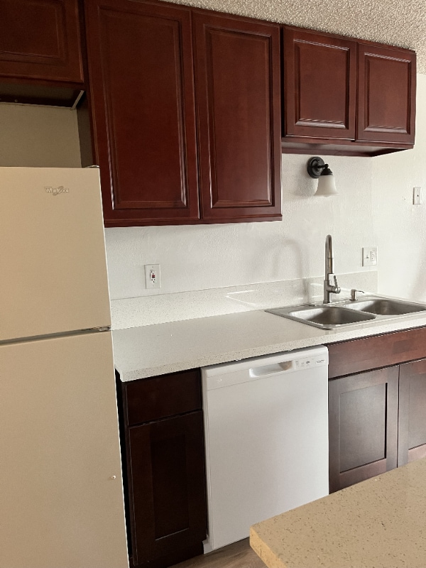 Photo - 304 SE 159th Ave Unidad A