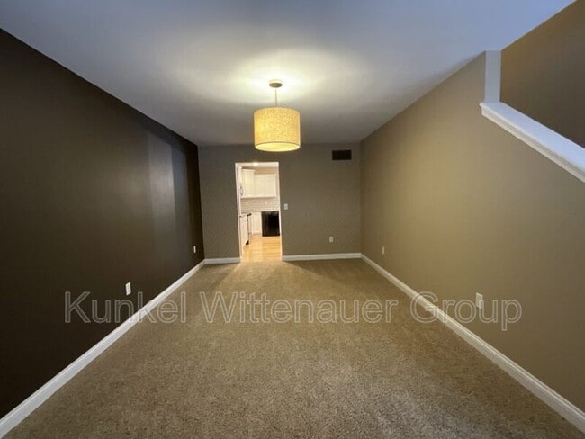 Photo - 2711 London Ln