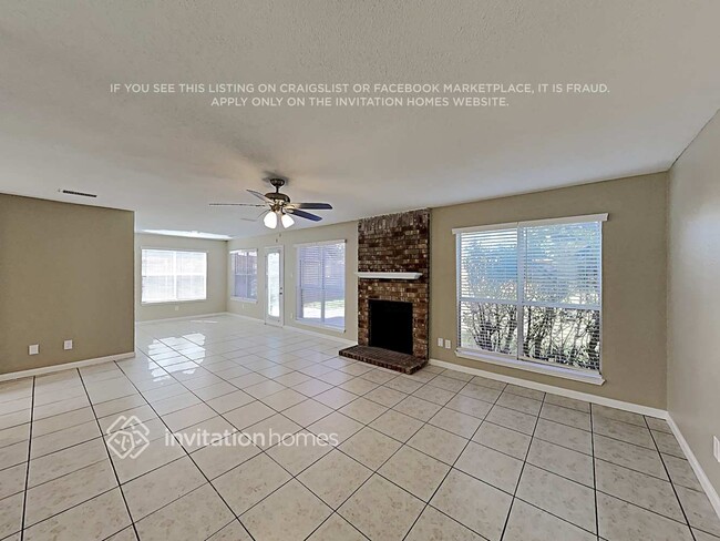 Photo - 8618 Fairfax Ave