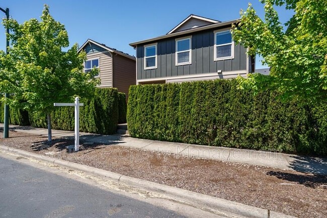 Photo - 2973 25th Ave