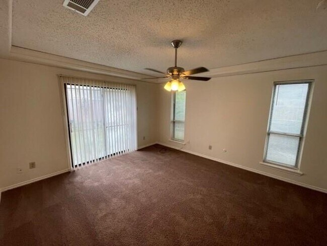 Photo - Dallas Duplex for Lease!!