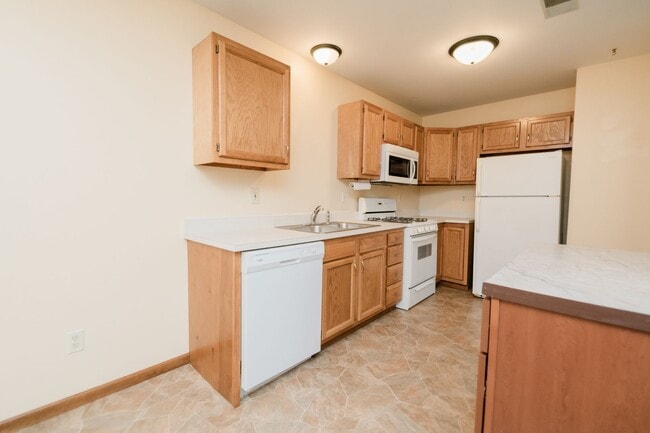 Photo - Maintenance free 2 bedroom, 1 bath town-ho...