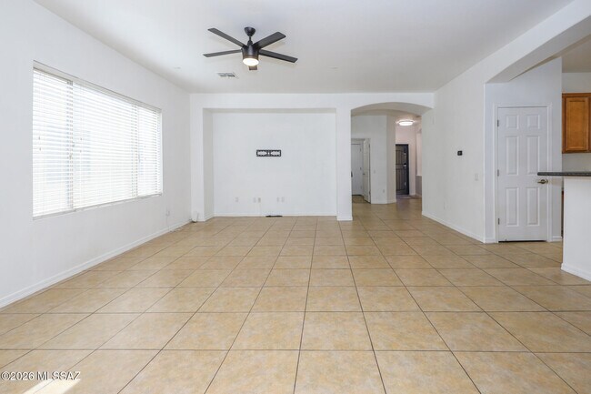 Photo - 10401 Yew Pl