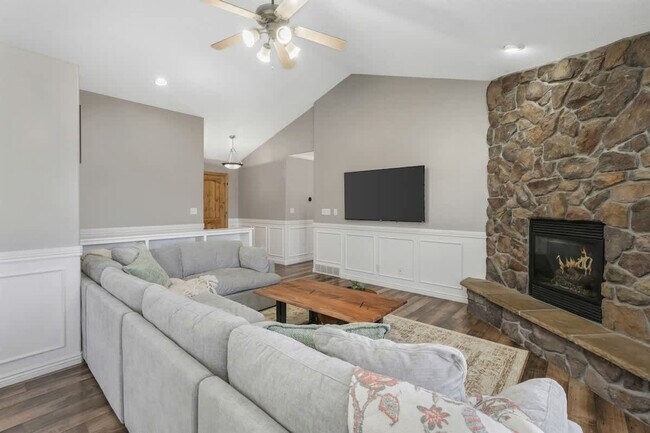 Photo - 956 S 1525 W Unidad ID1250670P