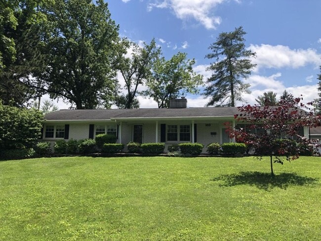 Photo - 103 Helmwood Dr Casa