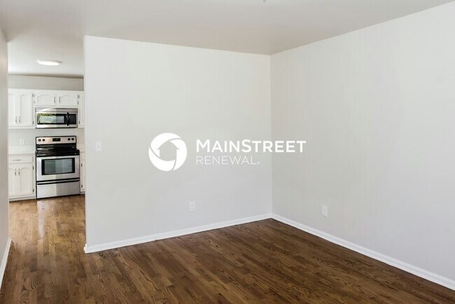 4 Bedroom Pet-Friendly Home in HUNTSVILLE, AL with Main Street Renewal