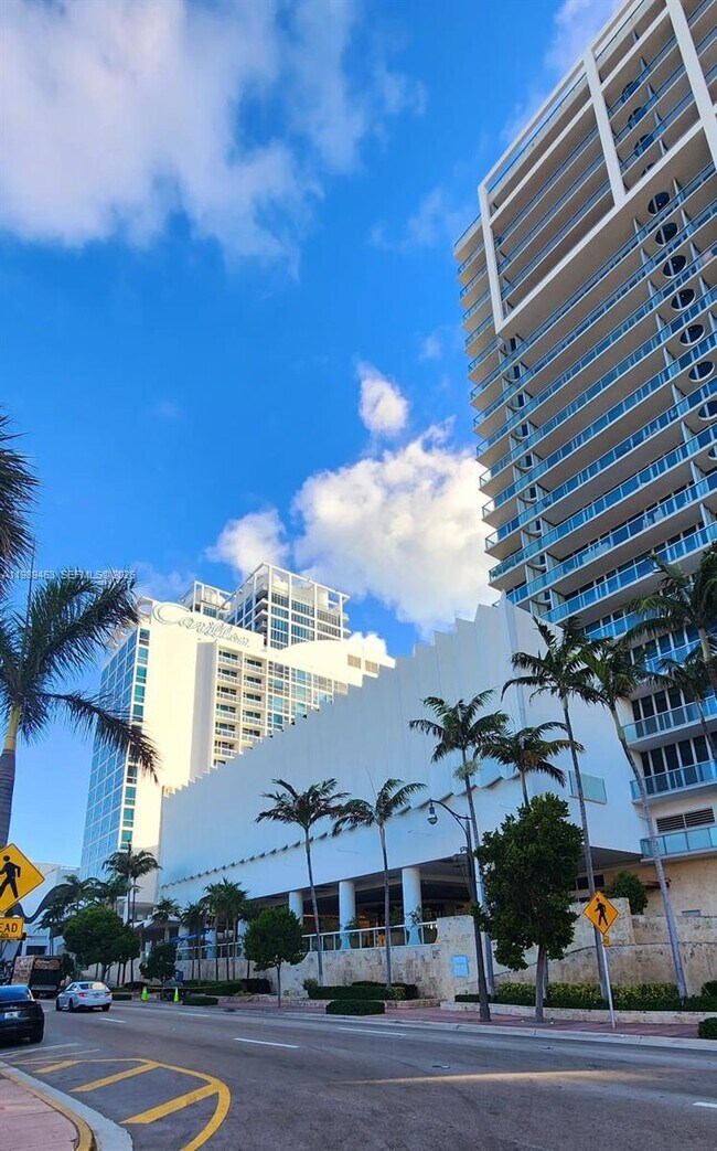 Photo - 6801 Collins Ave Unit LPH05