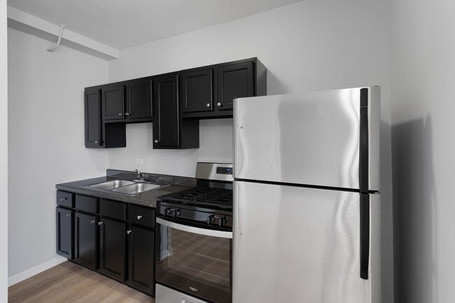 Photo - The Kenmore on Edgewater
